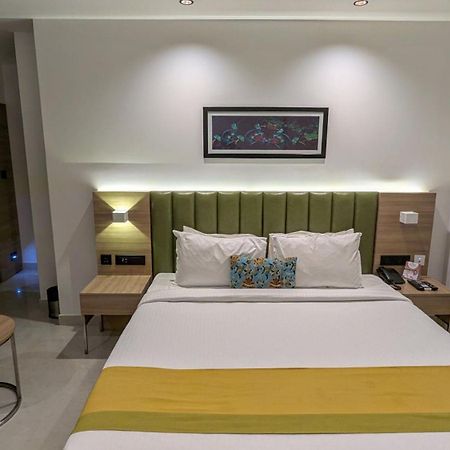 Hotel Park Residency Thrissur Экстерьер фото