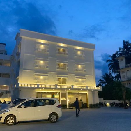 Hotel Park Residency Thrissur Экстерьер фото