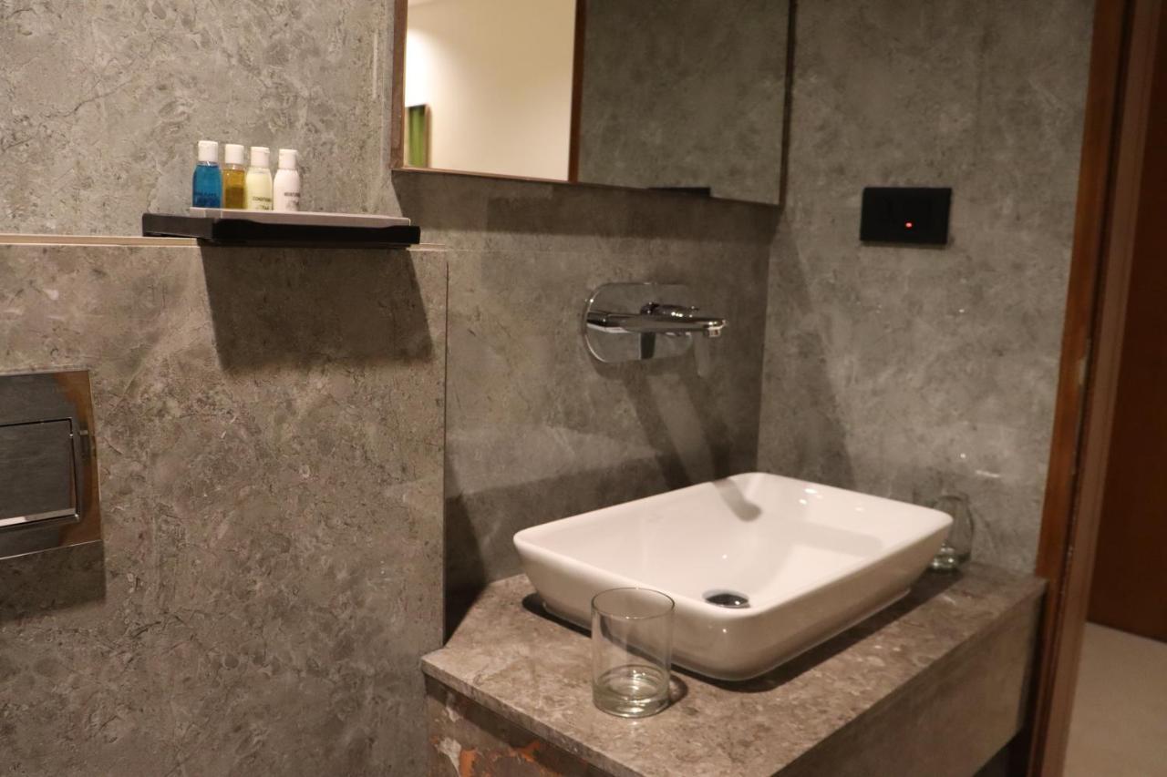 Hotel Park Residency Thrissur Экстерьер фото