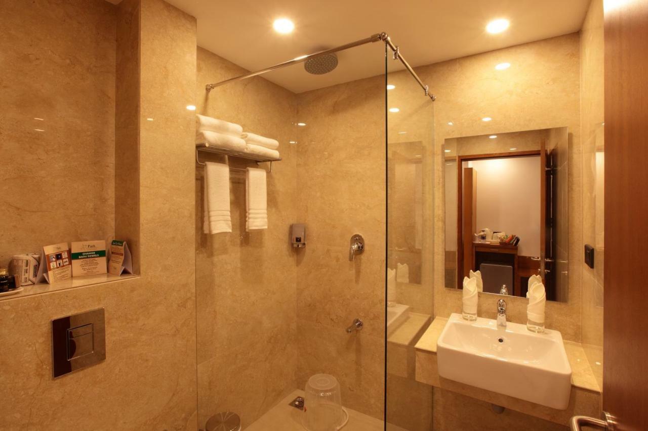 Hotel Park Residency Thrissur Экстерьер фото