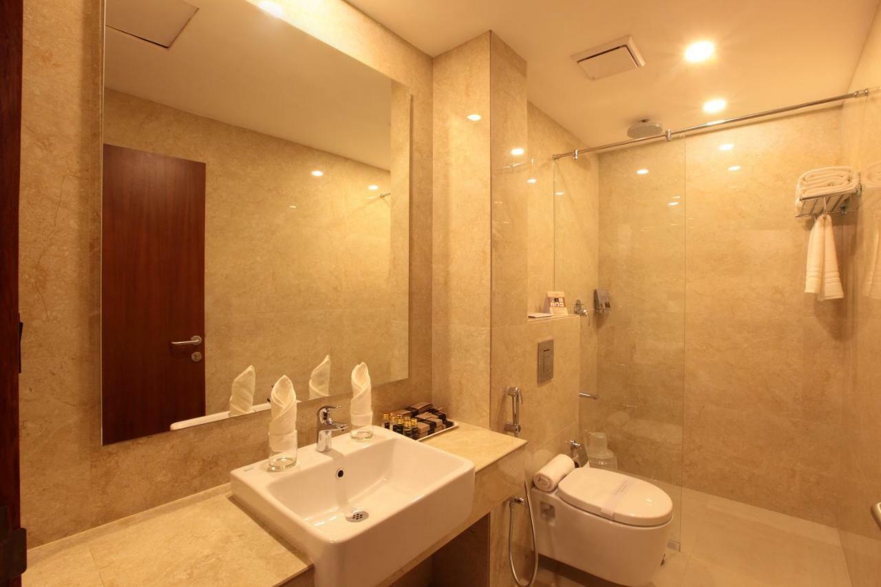 Hotel Park Residency Thrissur Экстерьер фото